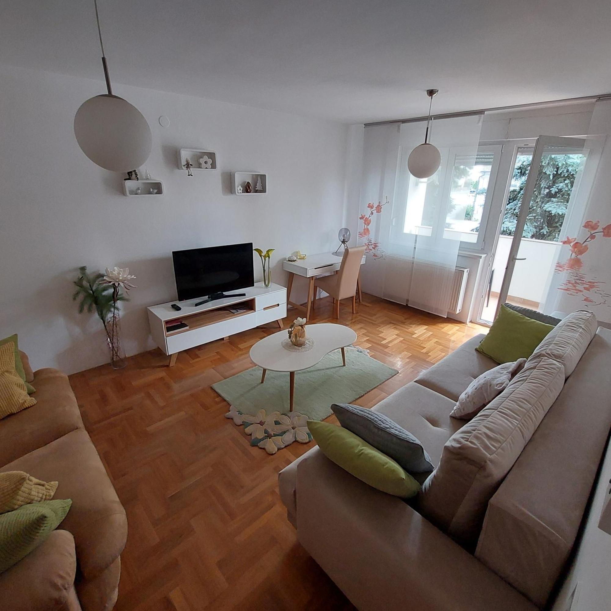 Apartment Meli Varazdin Bagian luar foto