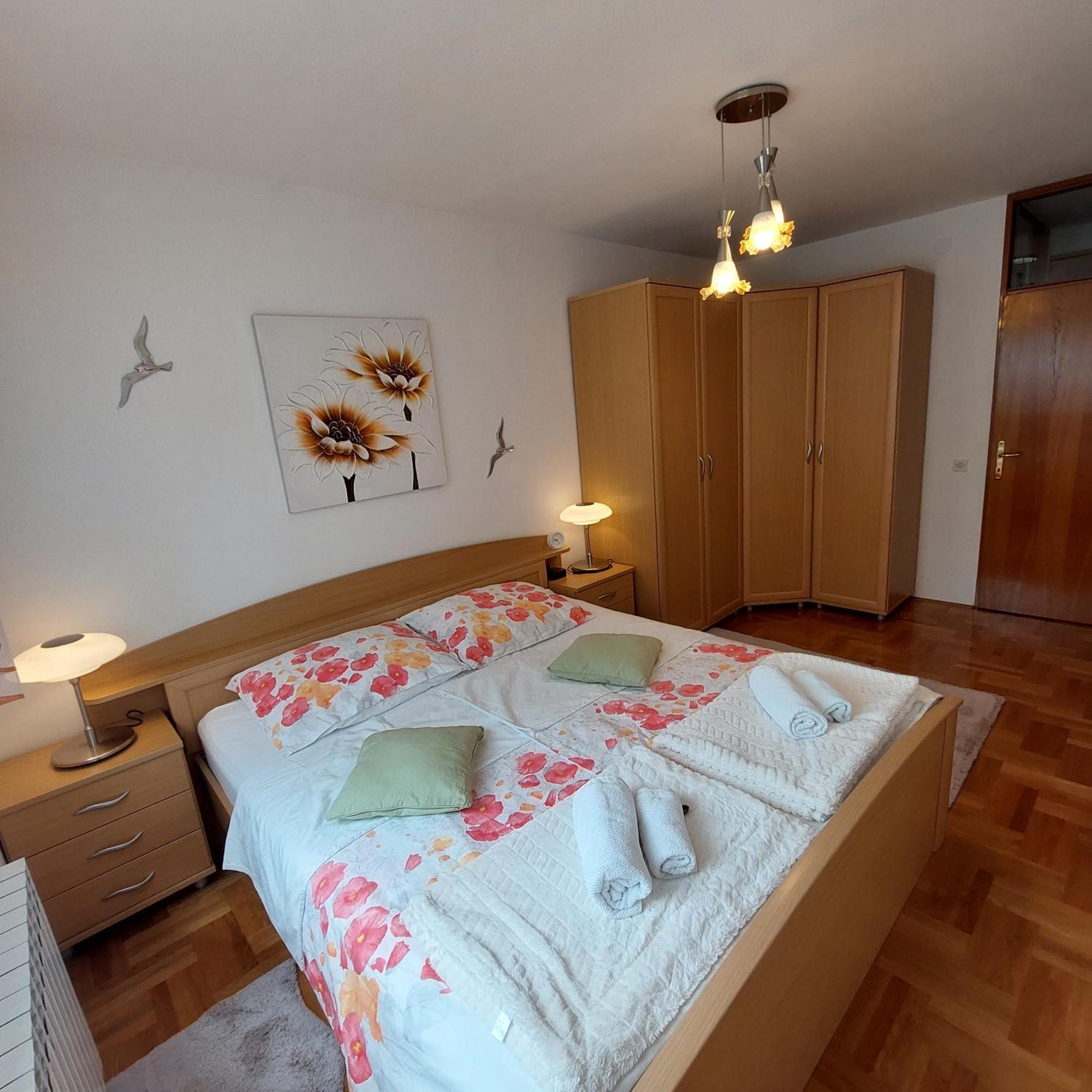 Apartment Meli Varazdin Bagian luar foto