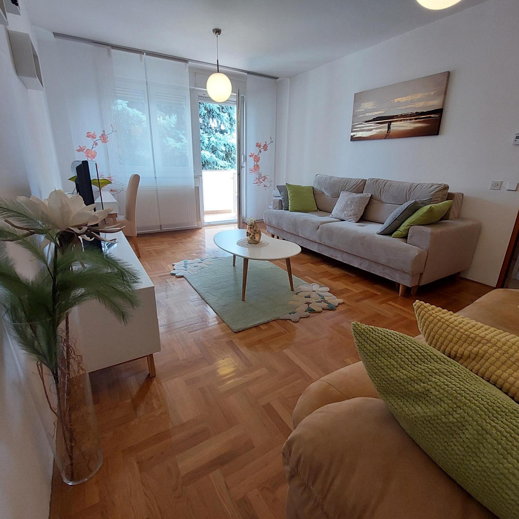 Apartment Meli Varazdin Bagian luar foto