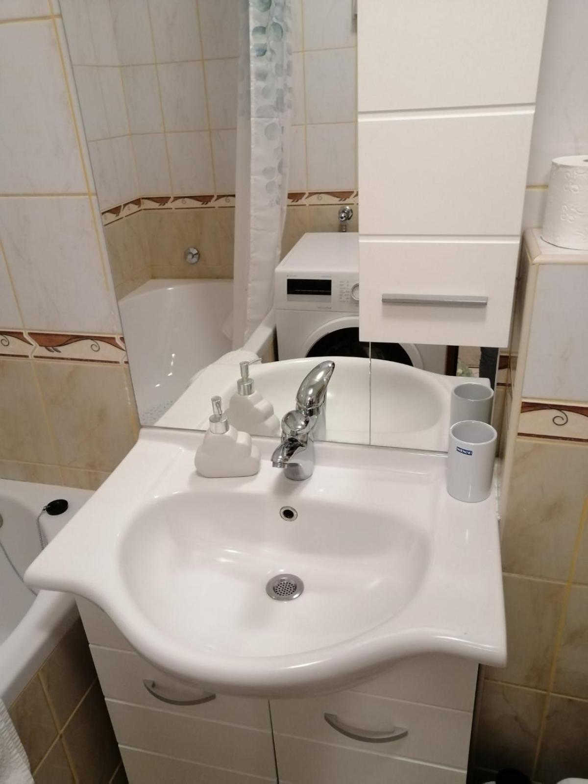 Apartment Meli Varazdin Bagian luar foto
